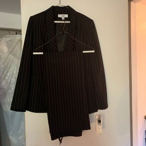 2 piece pinstripe suit. *NEVER WORN*